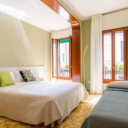 Ca Del Bezzo - Comfort & City View Венеция Екстериор снимка