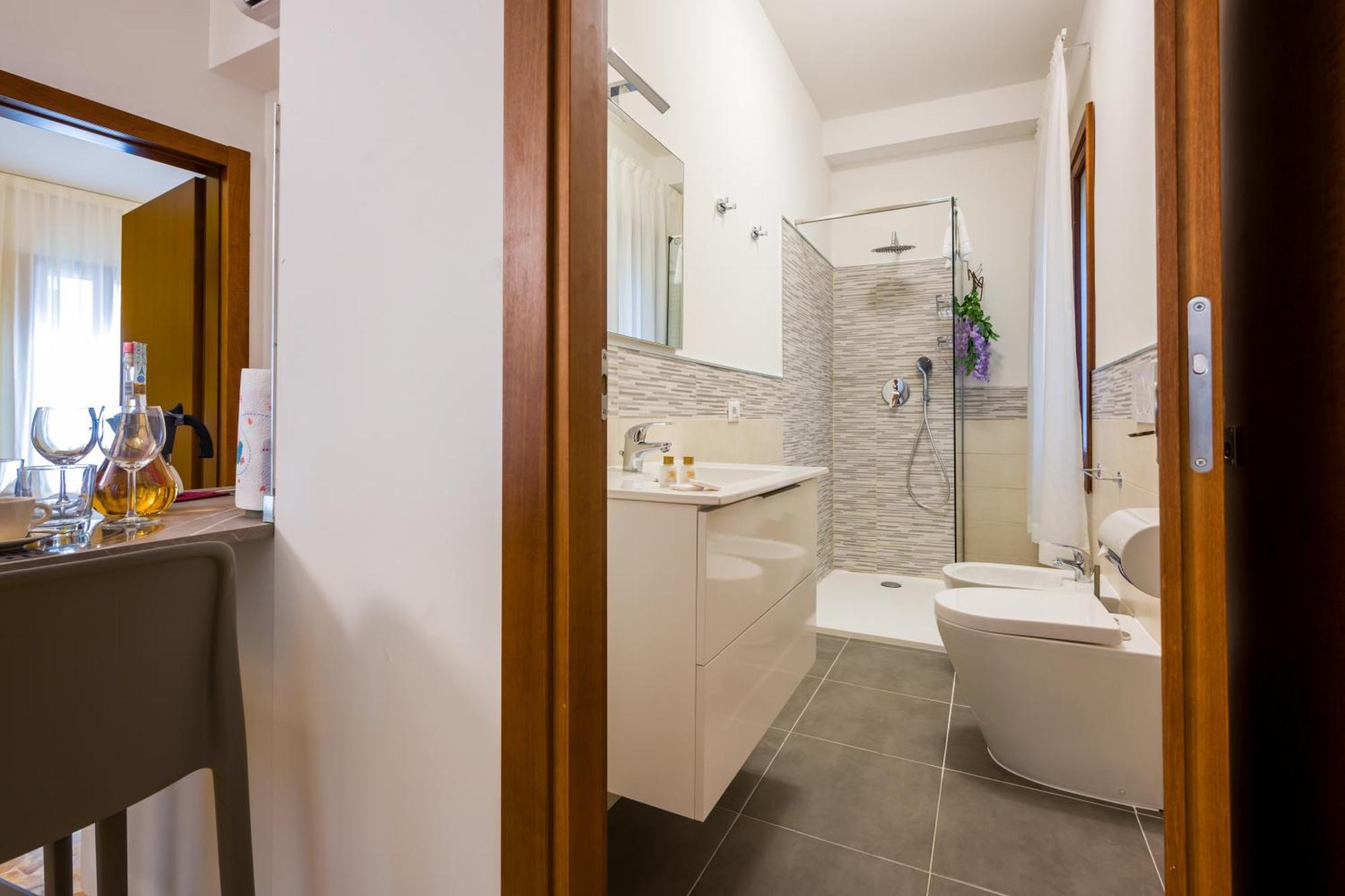 Ca Del Bezzo - Comfort & City View Венеция Екстериор снимка