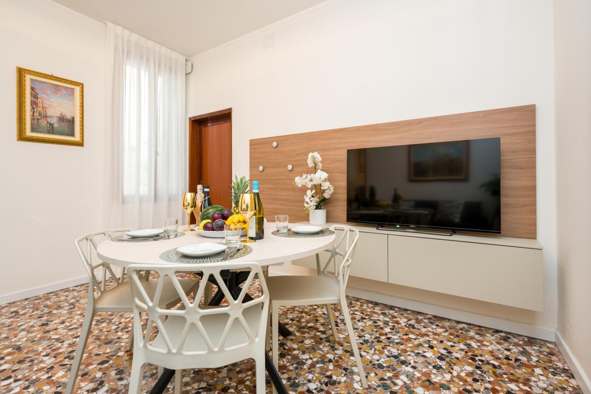 Ca Del Bezzo - Comfort & City View Венеция Екстериор снимка