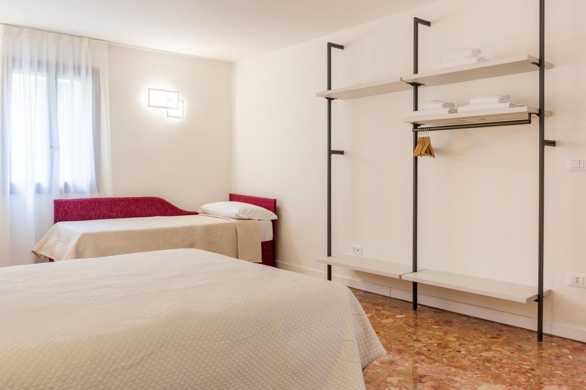 Ca Del Bezzo - Comfort & City View Венеция Екстериор снимка